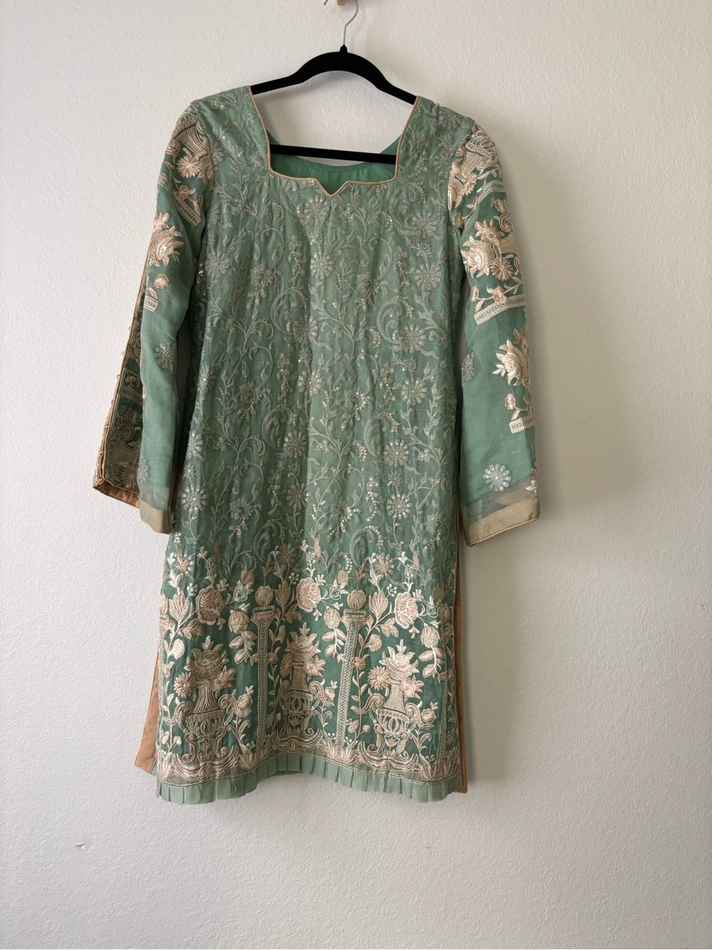 Women’s Green Embroidered Kurta/Kurti Tunic Top 3/4 Sleeve One Size